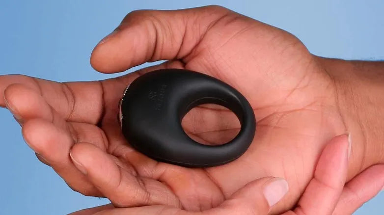Anillo vibrador: cómo usarlo y cuál elegir en pareja